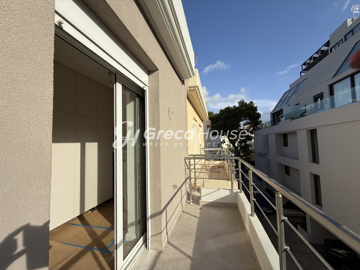 Renovated 4-Bed Townhouse for Sale in Marousi, Paradisos, North Athens - Photo 35