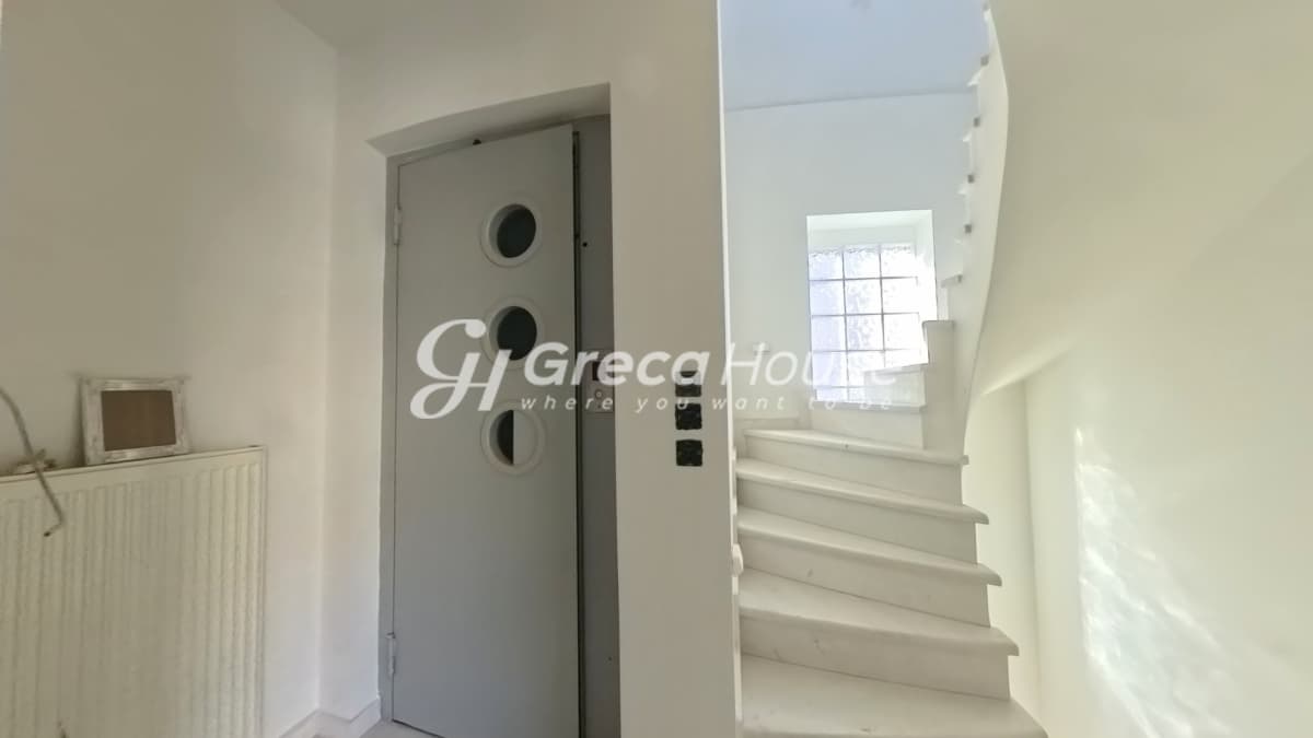 Renovated 4-Bed Townhouse for Sale in Marousi, Paradisos, North Athens - Photo 17