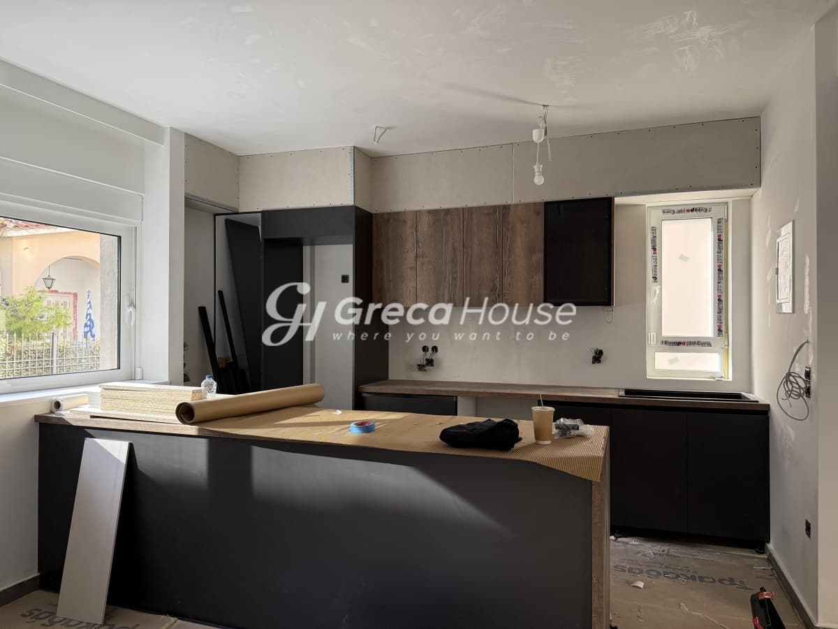 Renovated 4-Bed Townhouse for Sale in Marousi, Paradisos, North Athens - Photo 39