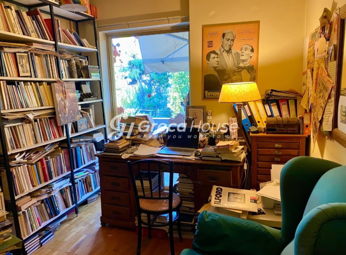 Marousi Studio Alpha: 3-Level Maisonette, 185sqm with Garden, 4 Beds - Photo 2