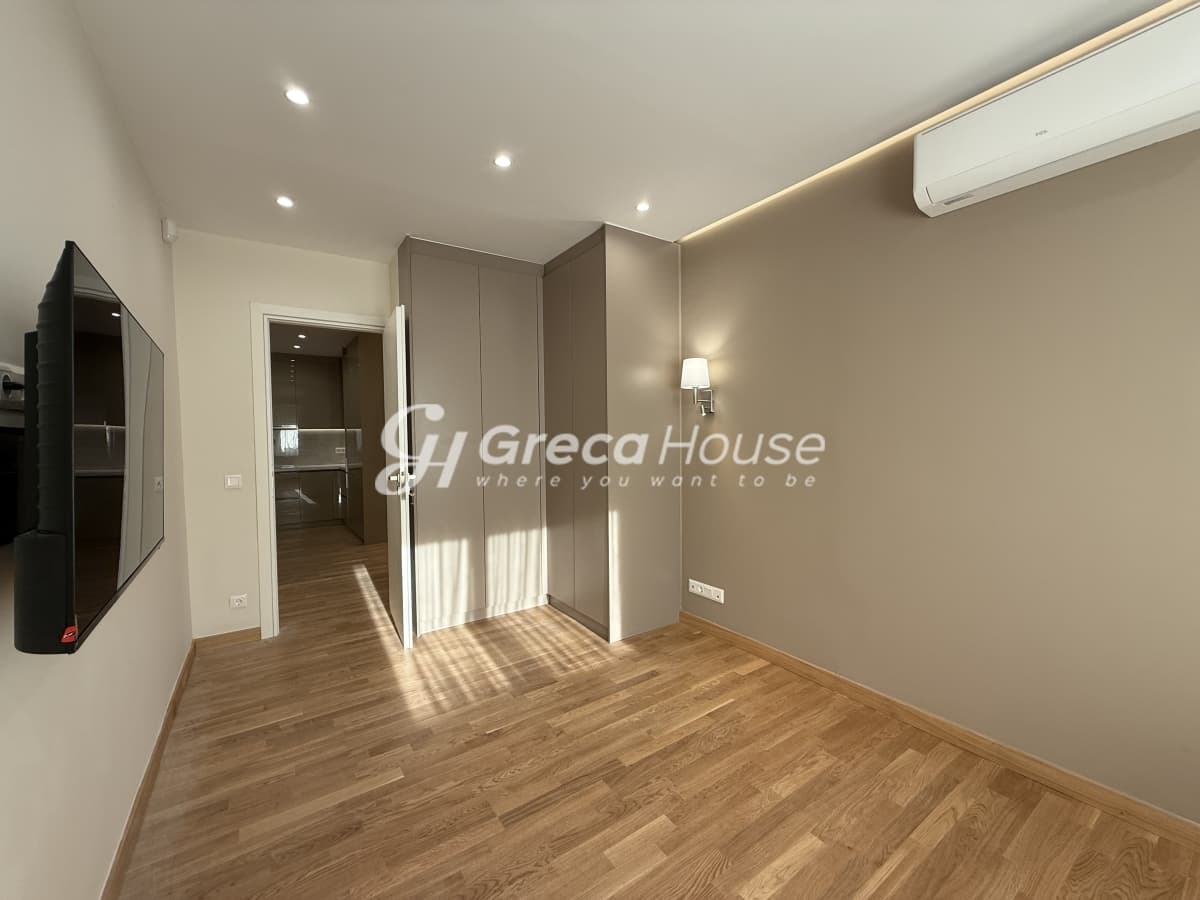 Fully Renovated Luxury 81m² Apartment for Sale on 1st Floor, Kypseli Square - Photo 22