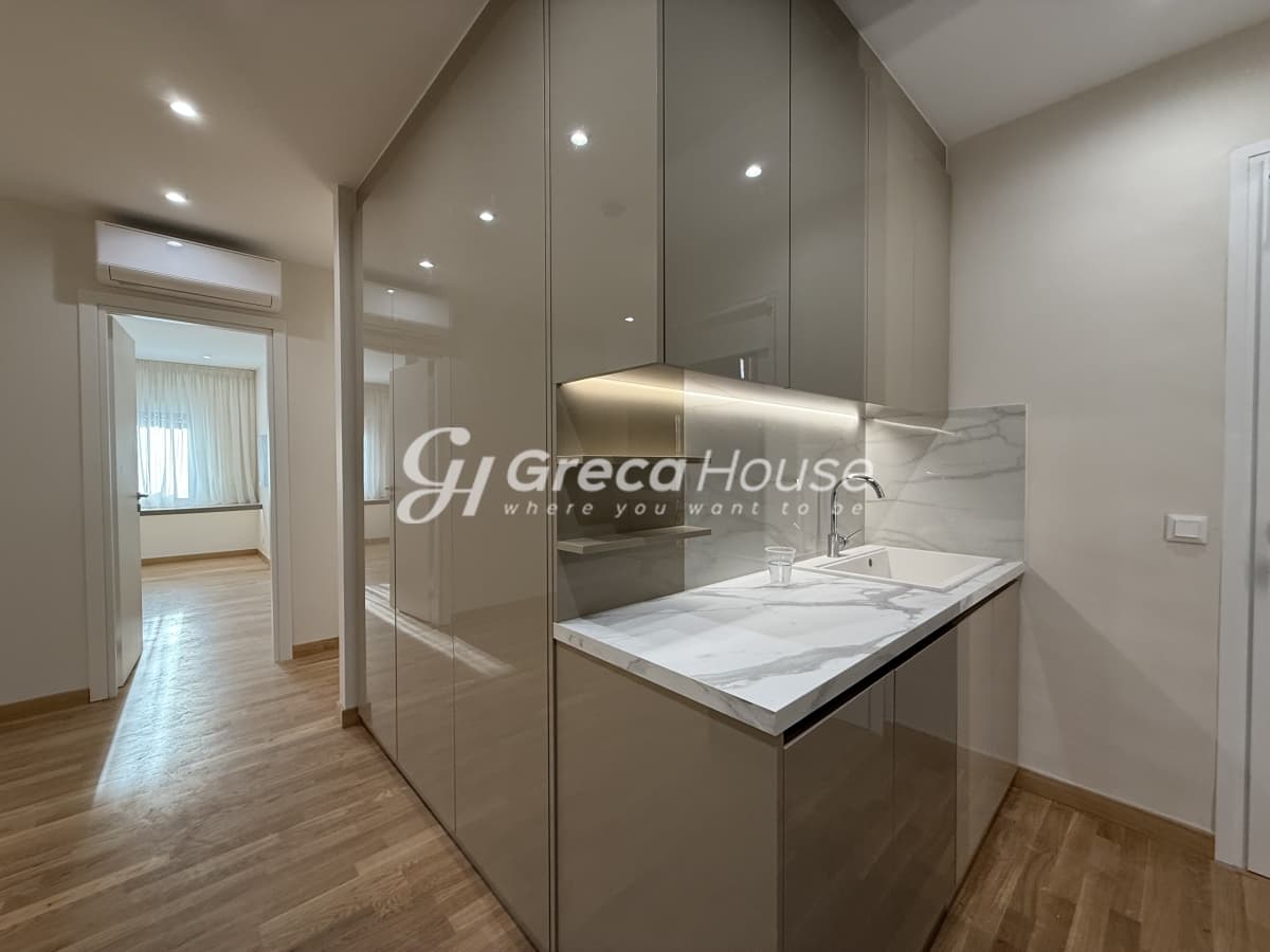 Fully Renovated Luxury 81m² Apartment for Sale on 1st Floor, Kypseli Square - Photo 20