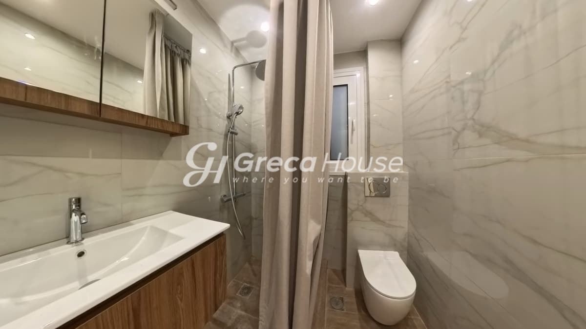Fully Renovated Luxury 81m² Apartment for Sale on 1st Floor, Kypseli Square - Photo 17