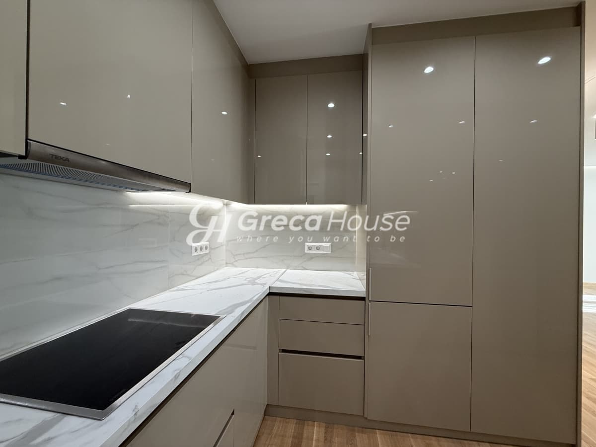 Fully Renovated Luxury 81m² Apartment for Sale on 1st Floor, Kypseli Square - Photo 32