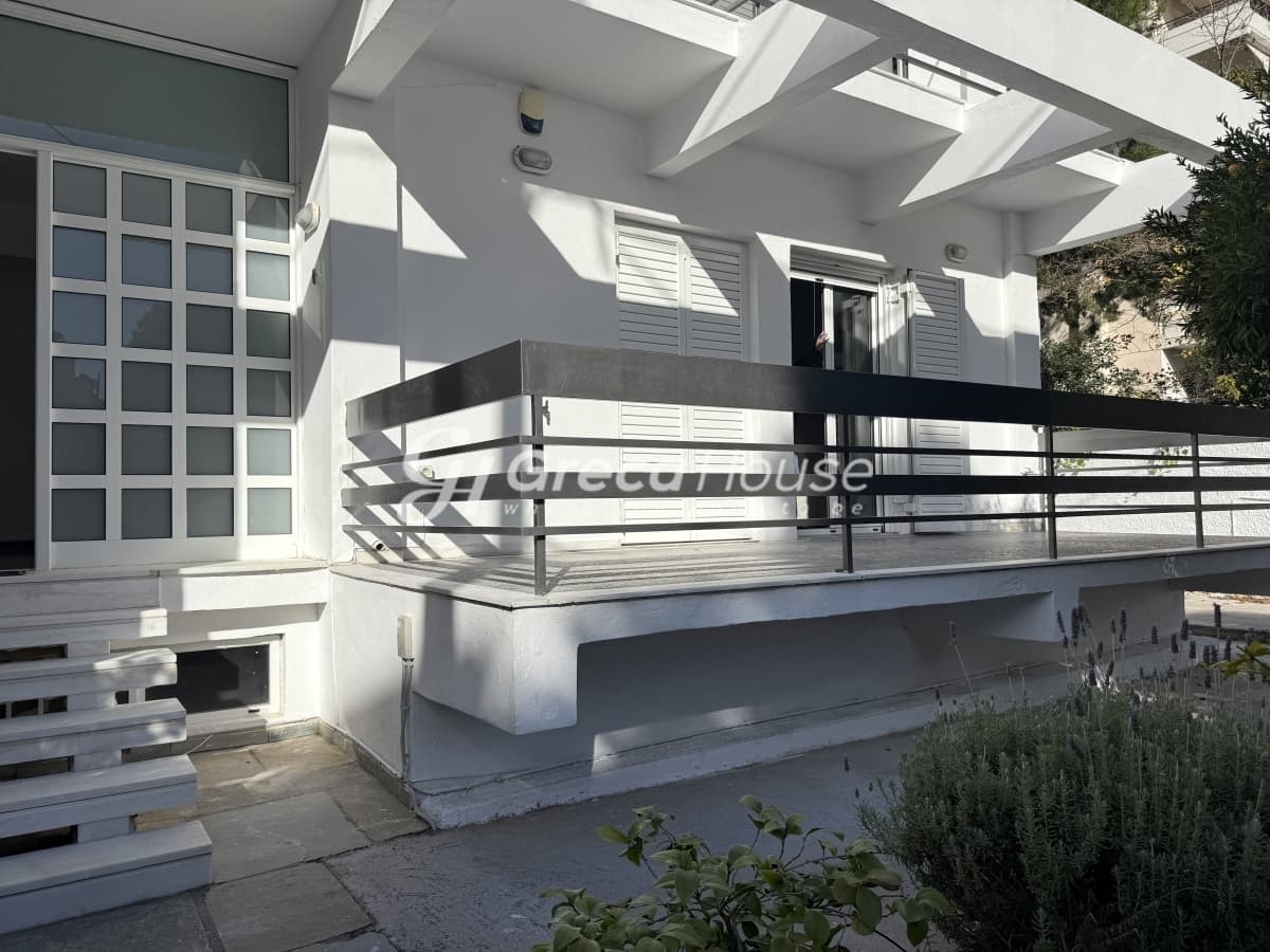 Luxury 594 sqm Villa of High Specifications with Garden for Sale in Vrilissia - Photo 62
