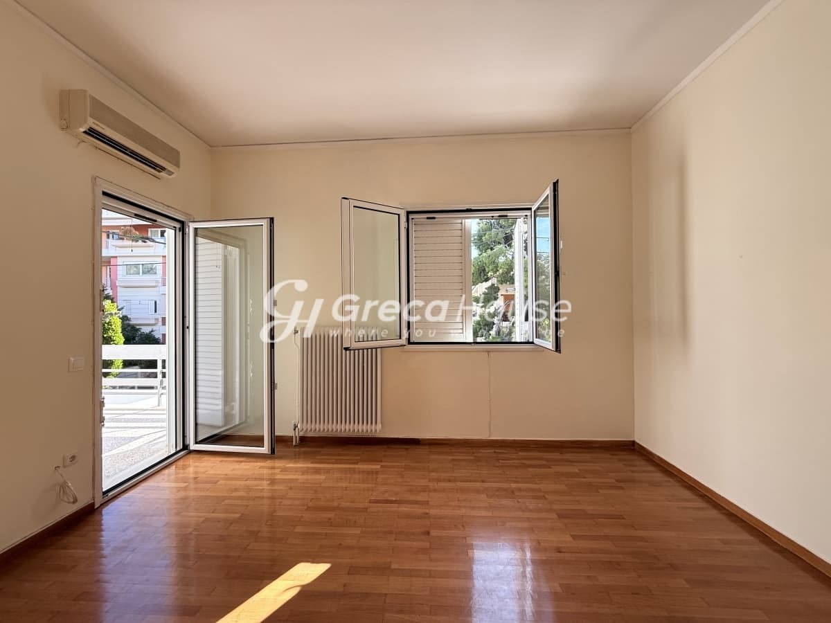 Luxury 594 sqm Villa of High Specifications with Garden for Sale in Vrilissia - Photo 7