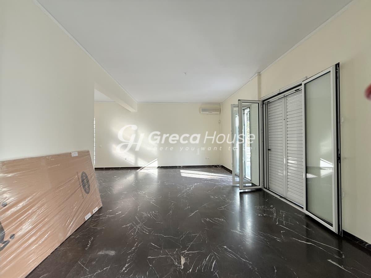 Luxury 594 sqm Villa of High Specifications with Garden for Sale in Vrilissia - Photo 30