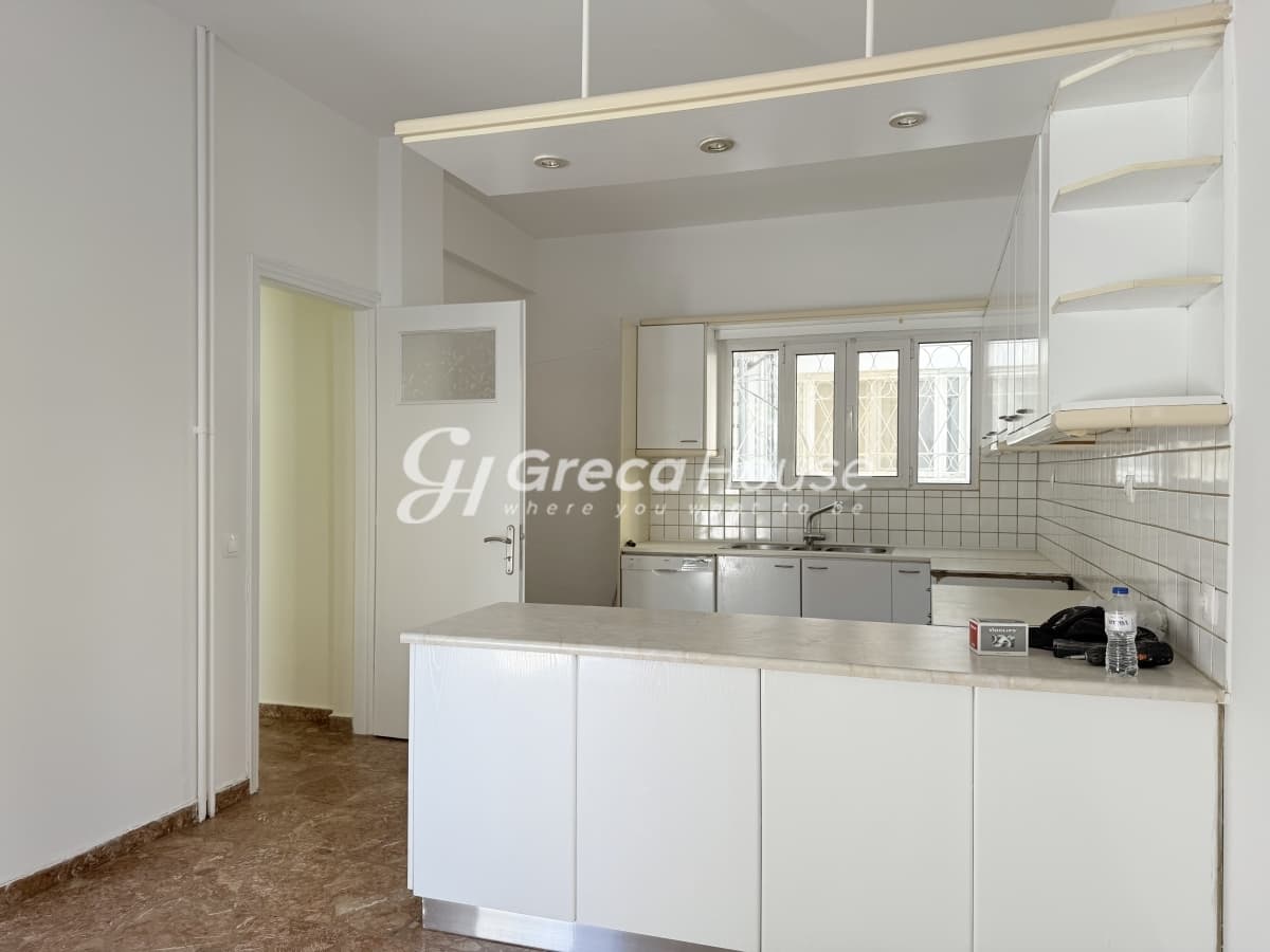 Luxury 594 sqm Villa of High Specifications with Garden for Sale in Vrilissia - Photo 31