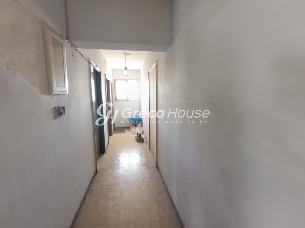 مبنى استثماري 9 طوابق بمساحة 2,126 متر مربع للبيع في بسيري، أثينا. مناسب للتحويل إلى وحدات سكنية. - صورة 14
