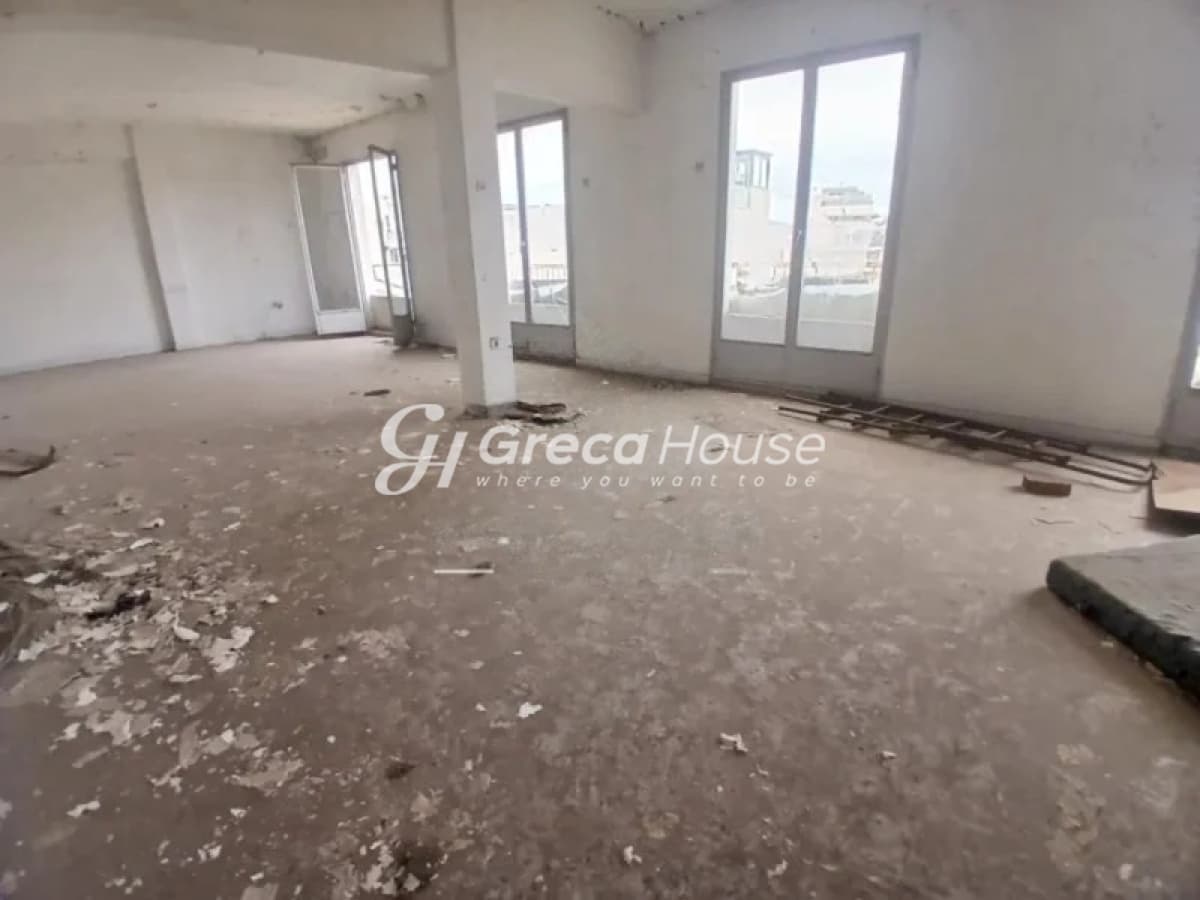مبنى استثماري 9 طوابق بمساحة 2,126 متر مربع للبيع في بسيري، أثينا. مناسب للتحويل إلى وحدات سكنية. - صورة 4