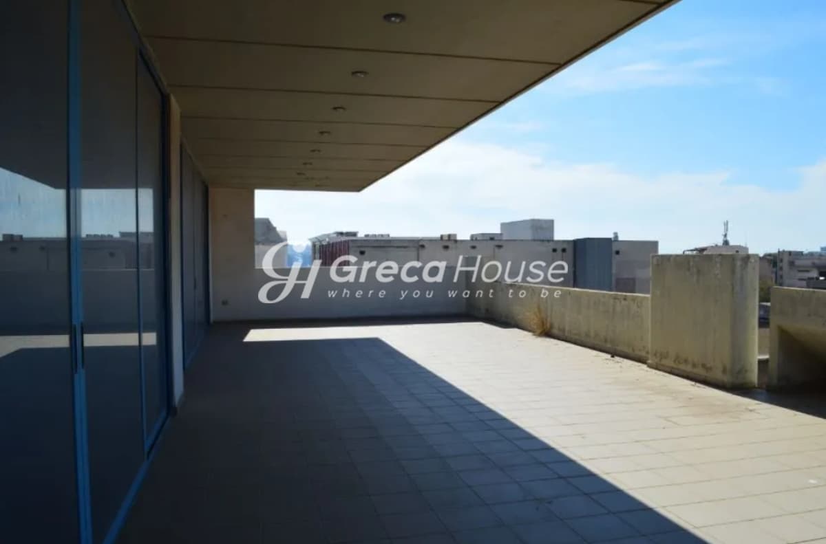 Piraeus – Agia Sofia | Corner Commercial Building 1,150 sq.m. (6 Levels), Open Space Floors, Reinforced Structure (1 ton/sq.m.), 350m from Port, Terrace with View - Photo 2