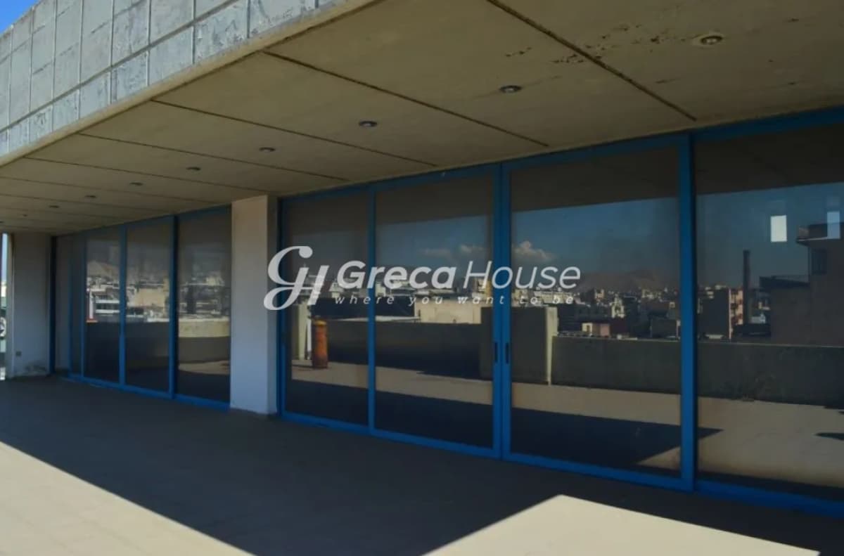 Piraeus – Agia Sofia | Corner Commercial Building 1,150 sq.m. (6 Levels), Open Space Floors, Reinforced Structure (1 ton/sq.m.), 350m from Port, Terrace with View - Photo 4