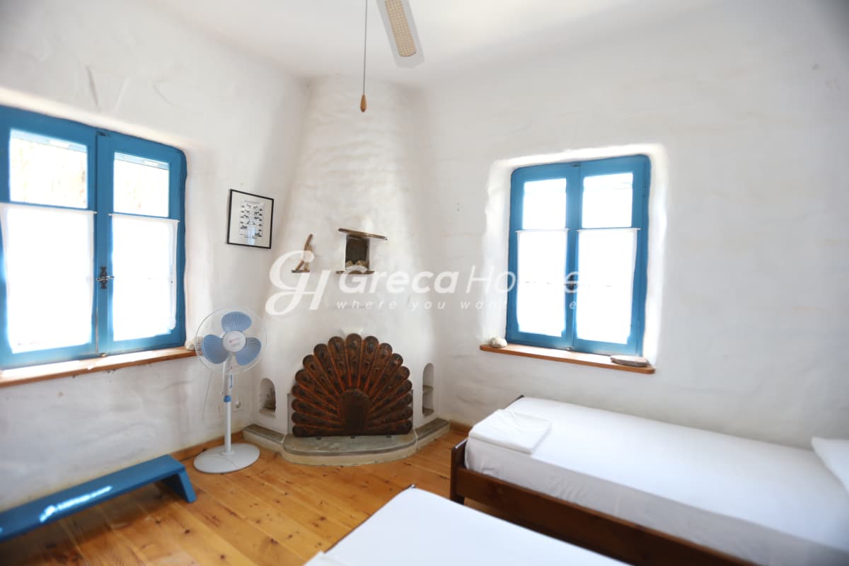 Παραδοσιακή Βίλα 250 τ.μ. στα Στύρα Ευβοίας, 100 μ. από τη Θάλασσα - Φωτογραφία 27
