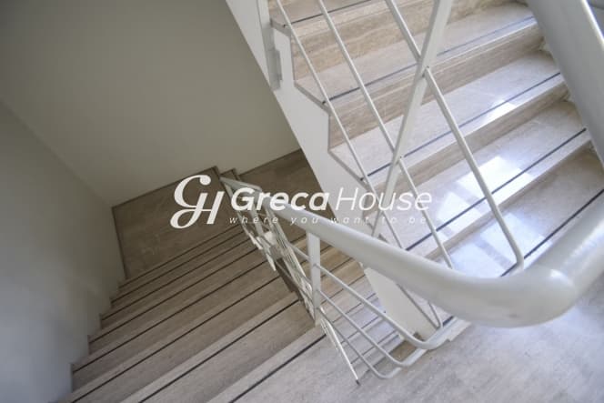 Εξαιρετικό Επαγγελματικό Κτίριο 1800τ.μ. προς Πώληση στη Γλυφάδα – Στρατηγική Θέση & Πλήρης Υποδομή - Φωτογραφία 9