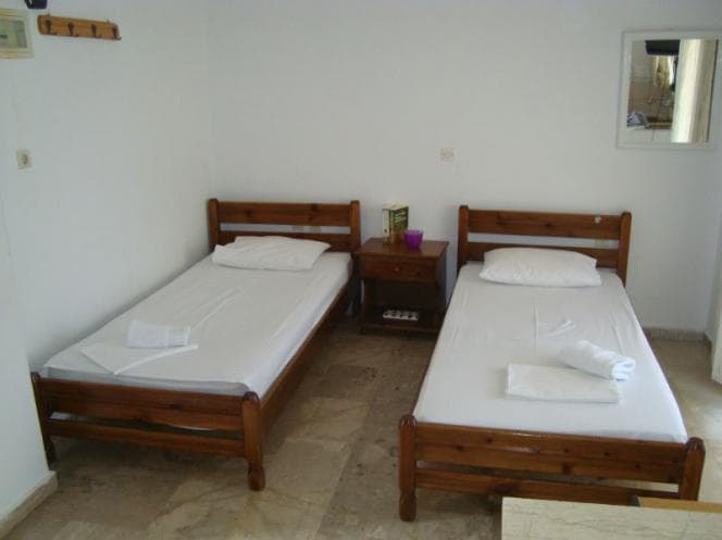 Seaside Hotel 800 sq.m. with 24 Rooms in Aidipsos, Evia - Photo 6