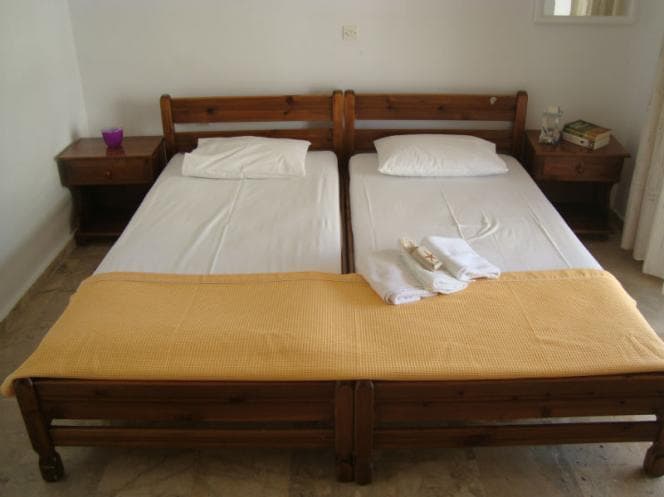 Seaside Hotel 800 sq.m. with 24 Rooms in Aidipsos, Evia - Photo 4