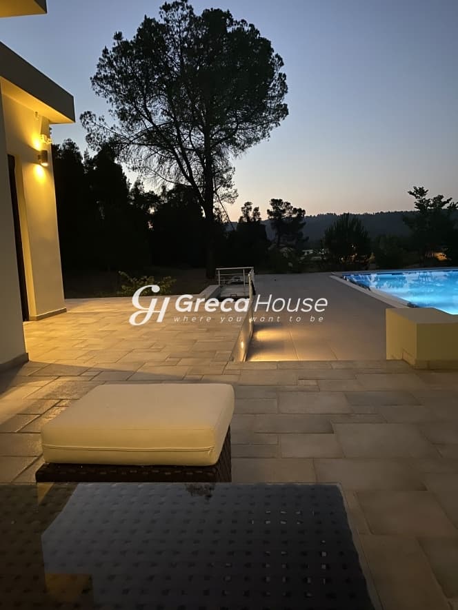 Πολυτελής Βίλα 445 τ.μ. με Ιδιωτική Πισίνα και Πανοραμική Θέα στη Φύση – Κηρέως Ευβοίας - Φωτογραφία 27