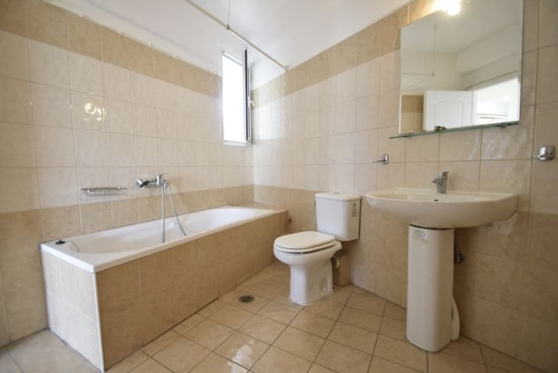 شقة حديثة بغرفتي نوم بإطلالة بلا حدود في ثيماراكيا، مركز أثينا - صورة 15