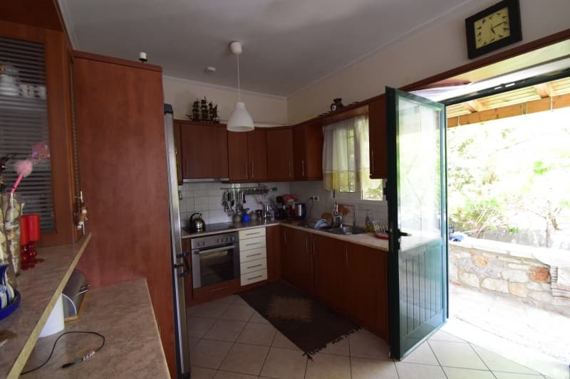 וילה אלגנטית בת 4 חדרי שינה באפידאורוס העתיקה עם נוף פנורמי - תמונה 19