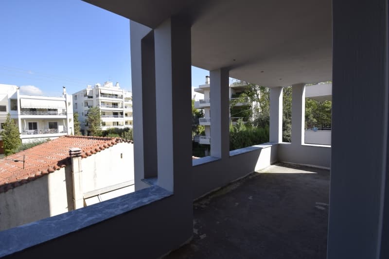 דירות גן (מזוהדות) יוקרתיות רב-מפלסיות עם בריכה פרטית בקיפיסיה, אגיה קיריאקי - תמונה 17