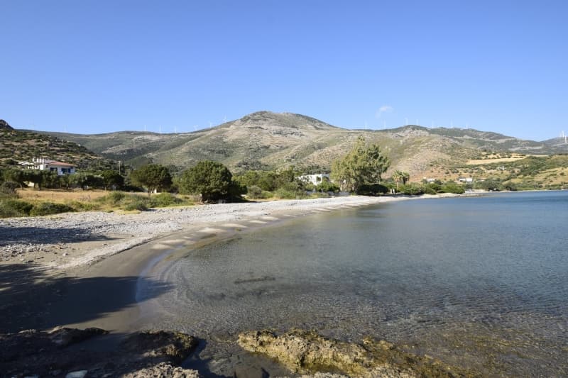 Εύβοια, Μαρμάρι: Οικόπεδο 31.000τ.μ. Παραθαλάσσιο για Πολυτελείς Βίλες ή Ξενοδοχείο - Φωτογραφία 25