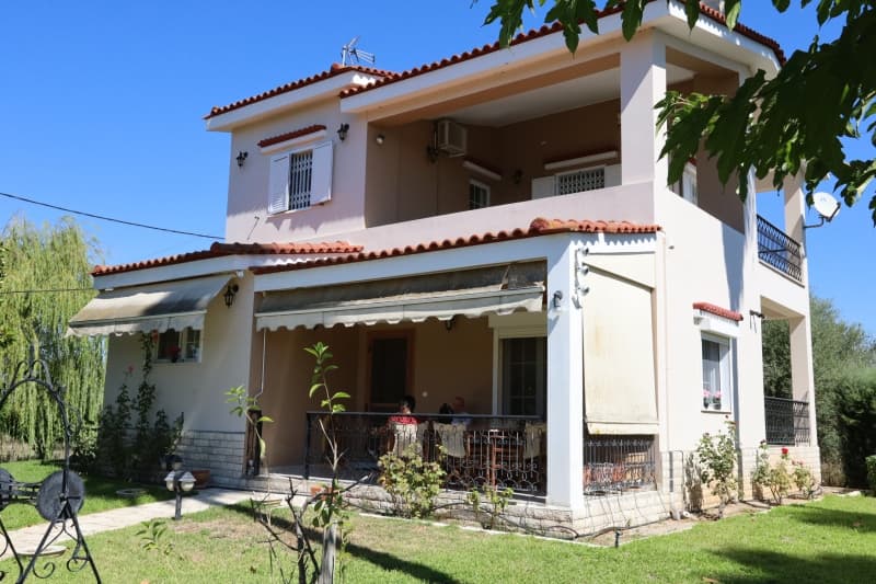 Πολυτελής Επιπλωμένη Βίλα 180 τ.μ. στο Μετόχι Αχαΐας, κοντά στην παραλία Καλογριάς - Φωτογραφία 21
