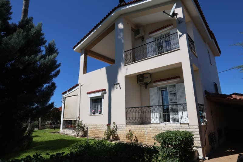 Πολυτελής Επιπλωμένη Βίλα 180 τ.μ. στο Μετόχι Αχαΐας, κοντά στην παραλία Καλογριάς - Φωτογραφία 46
