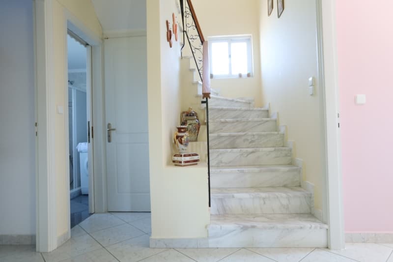 Πολυτελής Επιπλωμένη Βίλα 180 τ.μ. στο Μετόχι Αχαΐας, κοντά στην παραλία Καλογριάς - Φωτογραφία 8