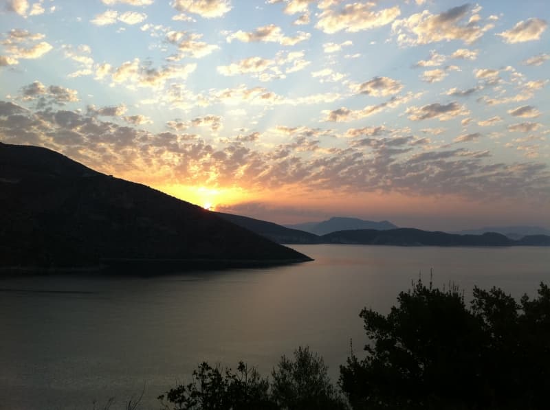 Unparalleled 150,000m² Beachfront Land in Syvota, Lefkada - Photo 4