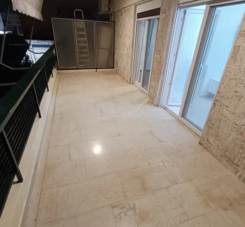 雅典北部郊区阿诺哈兰德里一居室翻新公寓（带家具）出售 - 张照片 13