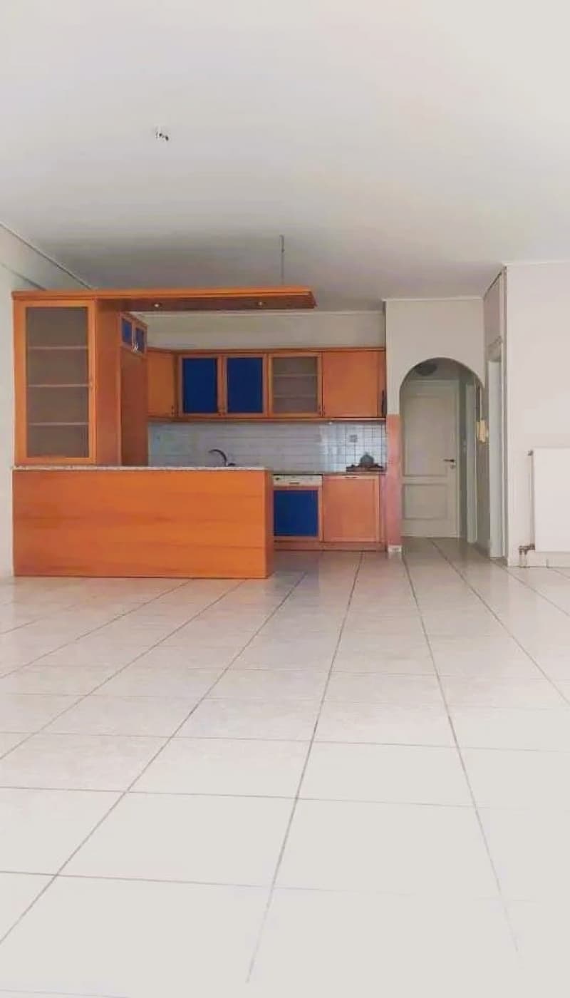 דירה יוצאת דופן למכירה בפגרטי, מרכז אתונה - תמונה 8
