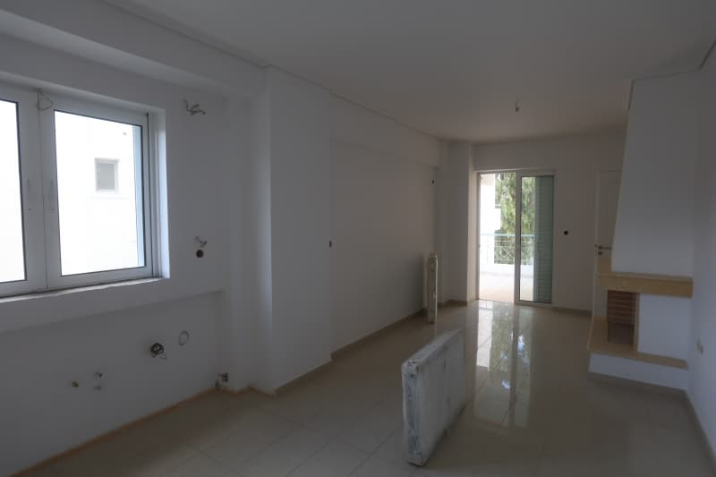 Exceptional Renovated Floor Apartment for Sale in Marousi, Athens - Photo 13