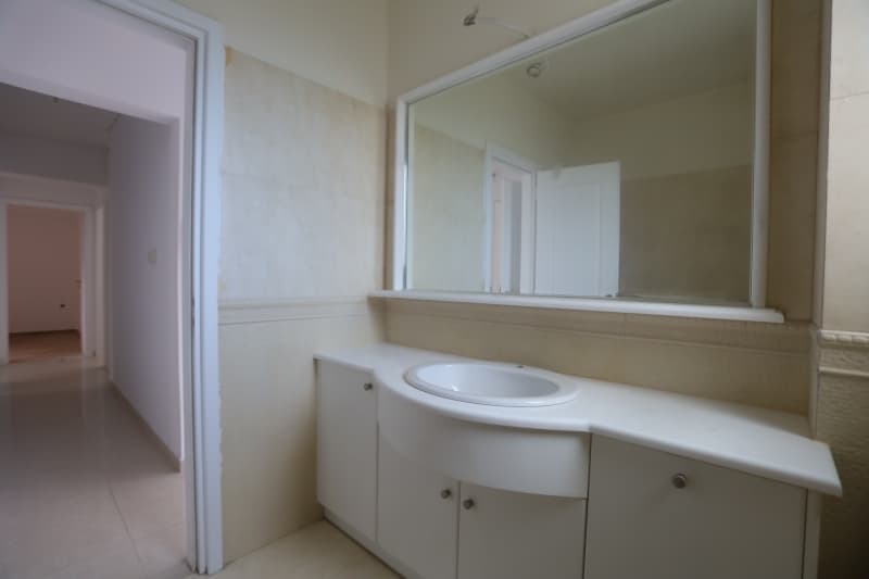 Exceptional Renovated Floor Apartment for Sale in Marousi, Athens - Photo 35