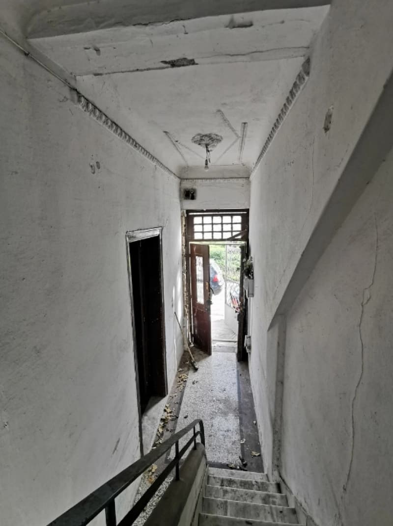 凯拉米克斯三层住宅楼 – 地铁附近优越的投资机会 - 张照片 10