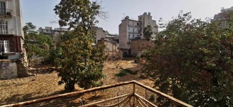 凯拉米克斯三层住宅楼 – 地铁附近优越的投资机会 - 张照片 7