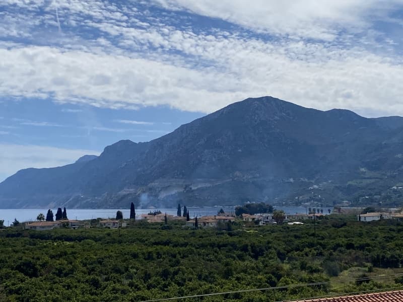 埃皮达鲁斯古镇酒店出售 – 海滨翻新良机 - 张照片 26