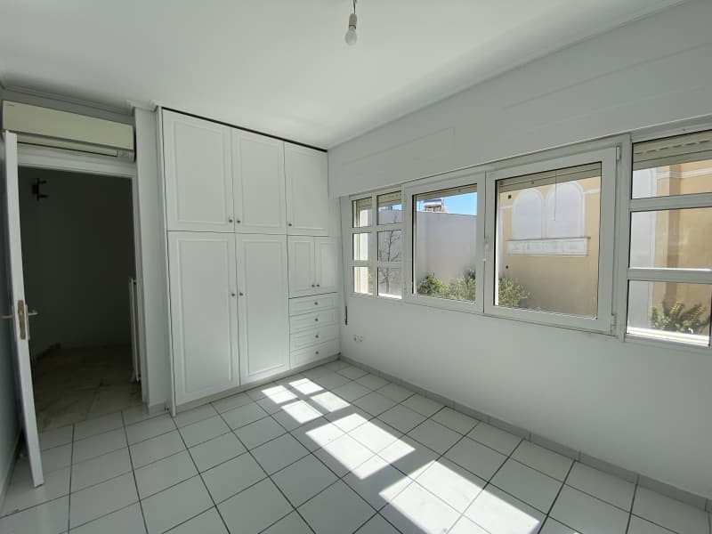 וילה מקסימה בת 3 חדרי שינה עם נוף פנורמי בניאה קיפיסיה, אתונה - תמונה 6