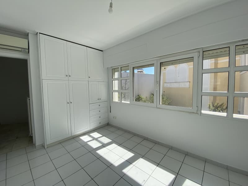 וילה מקסימה בת 3 חדרי שינה עם נוף פנורמי בניאה קיפיסיה, אתונה - תמונה 33