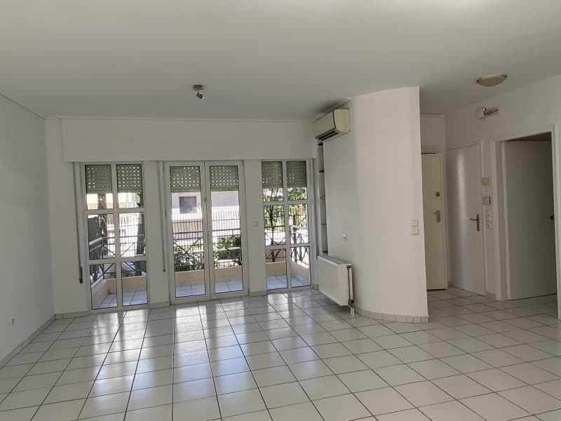 וילה מקסימה בת 3 חדרי שינה עם נוף פנורמי בניאה קיפיסיה, אתונה - תמונה 12
