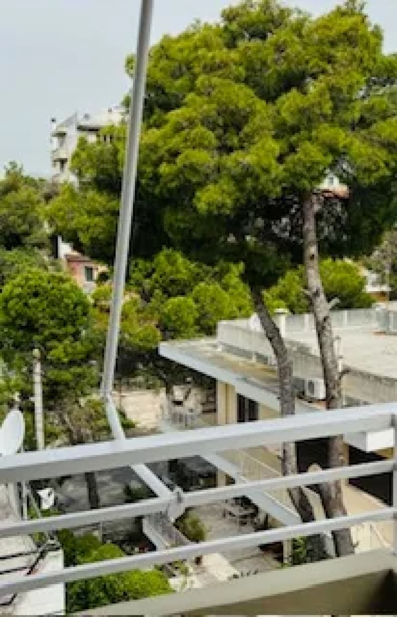 דירה משופצת 3 חדרי שינה במארוסי, נאוס לסבוס - תמונה 4