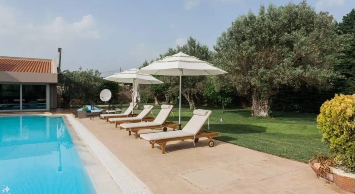 Luxury Villa for Rent in Sismanoglio, Marousi, 876m² on a 5,500m² Plot - Photo 14