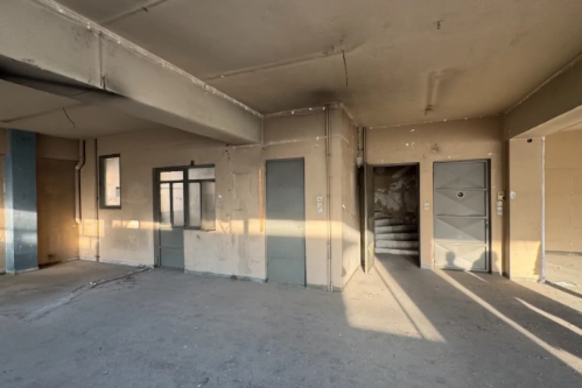 Commercial Property for Sale in Piraeus, Kaminia - Photo 2