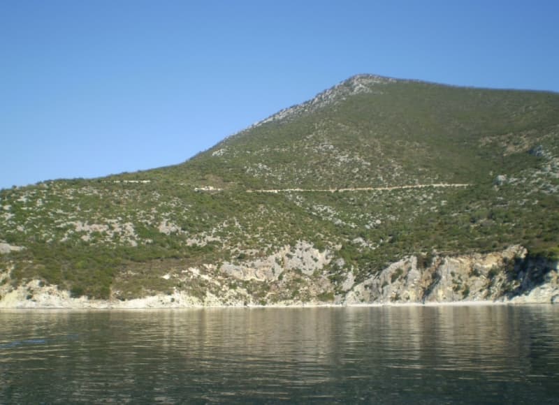 Kalamos, Lefkada: Buildable Land 150,000 sqm for 5-Star Tourist Unit - Photo 5