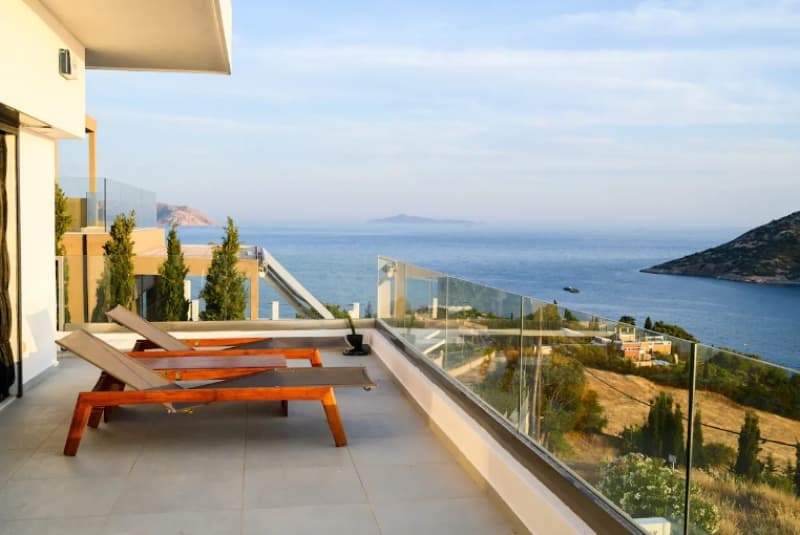 Πολυτελής Επιπλωμένη Βίλα 250 τ.μ. προς Ενοικίαση στην Ανάβυσσο, με Πισίνα και Θέα Θάλασσα - Φωτογραφία 4