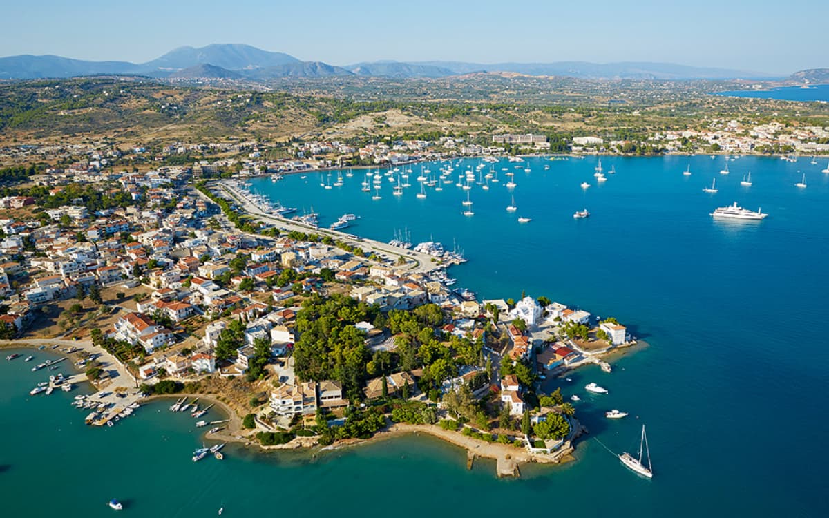 Πωλείται Παραθαλάσσιο Οικόπεδο 7.000 τ.μ. στη Χηνίτσα - Φωτογραφία 3